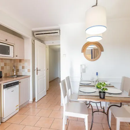 Les Calanques Thalassotherapie-5 By Interhome *
